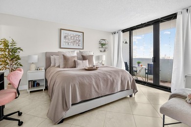 Experience coastal luxury in this gated condo at Palm Beach - photo 11