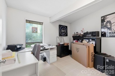 Nestled on a private, tree-lined one-acre lot in Mountainbrook - photo 24