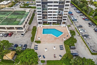 Experience coastal luxury in this gated condo at Palm Beach - photo 25