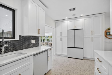 Welcome to 366 Putnam Ranch! This renovated and fully furnished - photo 27