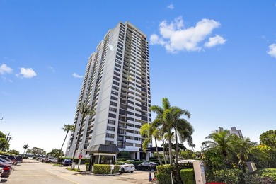 Experience coastal luxury in this gated condo at Palm Beach - photo 28