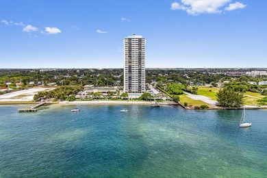 Experience coastal luxury in this gated condo at Palm Beach - photo 32