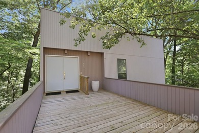 Nestled on a private, tree-lined one-acre lot in Mountainbrook - photo 34