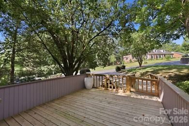 Nestled on a private, tree-lined one-acre lot in Mountainbrook - photo 36