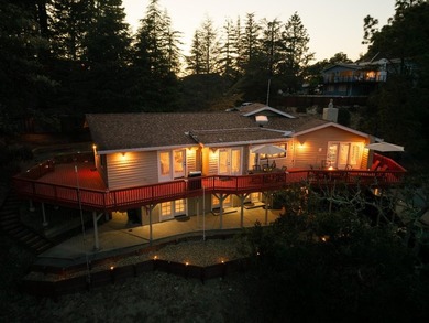 Welcome to this incredible home situated on a spacious corner - photo 6