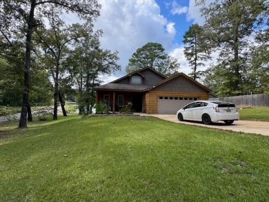 (private lake, pond, creek) Home For Sale in Fulton Mississippi