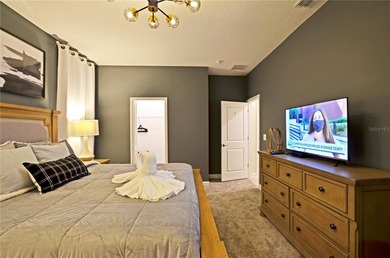 Lake Front short team Vacation home Experience luxury living in - photo 3