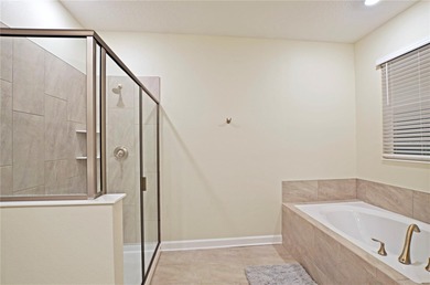 Lake Front short team Vacation home Experience luxury living in - photo 8
