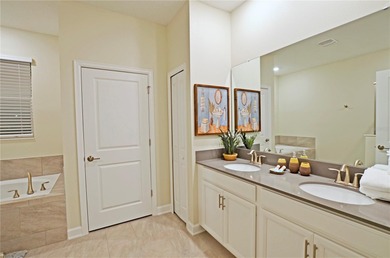 Lake Front short team Vacation home Experience luxury living in - photo 10