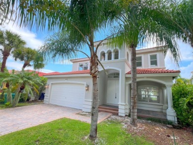 (private lake, pond, creek) Home For Sale in Cutler Bay Florida