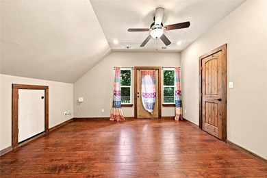 Enjoy the beauty of lake living in this spacious 4-bedroom - photo 11