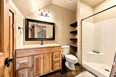 Enjoy the beauty of lake living in this spacious 4-bedroom - photo 13