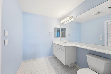 Experience spacious luxury in the largest corner unit in Camden - photo 24