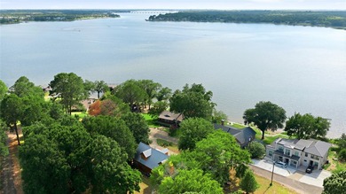 Enjoy the beauty of lake living in this spacious 4-bedroom - photo 29