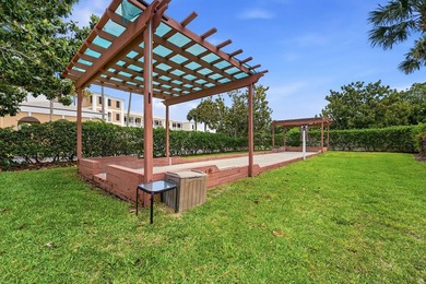 Experience spacious luxury in the largest corner unit in Camden - photo 30