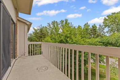 Lake Condo For Sale in West Bloomfield, Michigan
