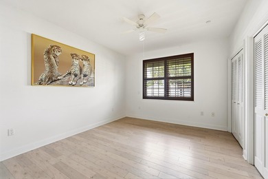 Experience spacious luxury in the largest corner unit in Camden - photo 34