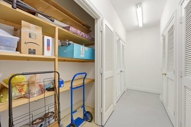 Experience spacious luxury in the largest corner unit in Camden - photo 37
