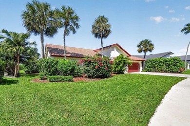 Welcome to this beautifully maintained 3-bedroom, 2-bath home - photo 2