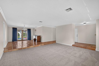 Welcome to this beautifully maintained 3-bedroom, 2-bath home - photo 10