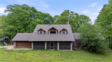 SELLER OFFERING $10,000 IN CLOSING COSTS IF UNDER CONTRACT BY - photo 2