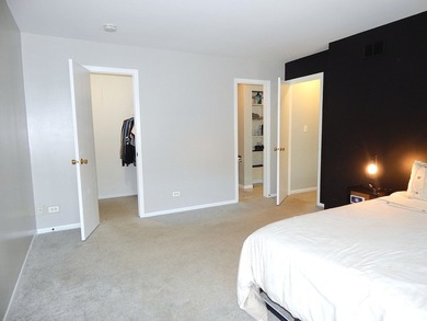 This immaculate end-unit townhome offers 2 bedrooms, 1 1/2 baths - photo 13