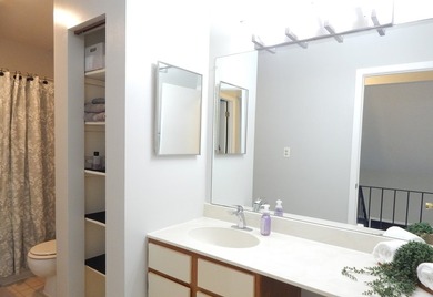 This immaculate end-unit townhome offers 2 bedrooms, 1 1/2 baths - photo 14