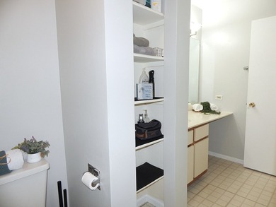 This immaculate end-unit townhome offers 2 bedrooms, 1 1/2 baths - photo 15