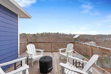 Like new water view home with boat slip for easy access to the - photo 20