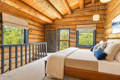 Tucked at the end of the road, this exceptional mountain estate - photo 20