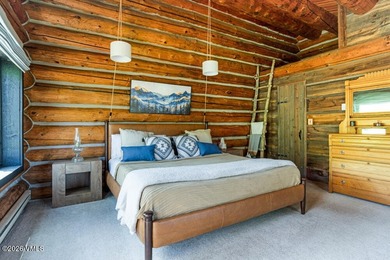 Tucked at the end of the road, this exceptional mountain estate - photo 21