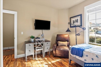 Private 5th bdrm suite w/separate exterior entrance highlights