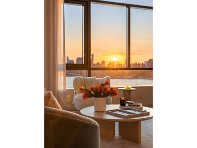 Closings have commenced! IMMEDIATE OCCUPANCY. Radiant - photo 2