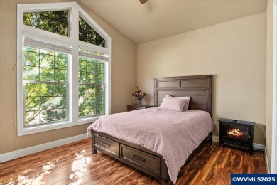 Private 5th bdrm suite w/separate exterior entrance highlights