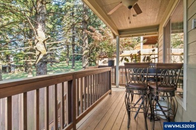 Private 5th bdrm suite w/separate exterior entrance highlights