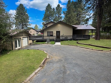 WELCOME TO YOU TURNKEY, HOME AWAY FROM HOME! This beautifully - photo 2