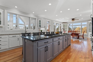 Welcome to an extraordinary all-brick estate in the prestigious - photo 7