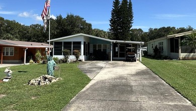 Lake Harris Home For Sale in Leesburg Florida