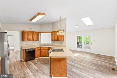 Welcome to this beautifully refreshed 3-bedroom, 2-bath rambler - photo 15