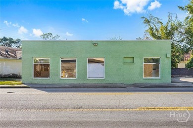 Exceptional Commercial + Residential Package Opportunity! Unique - photo 1