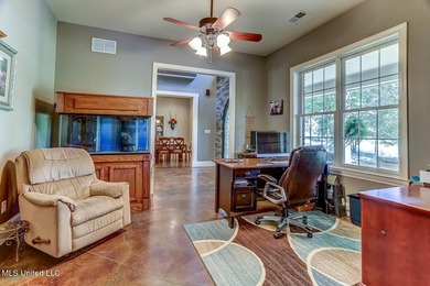 Live in Your Second Favorite Resort Vacation: Serene 5-Bedroom - photo 25