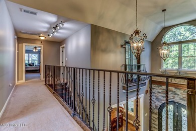 Live in Your Second Favorite Resort Vacation: Serene 5-Bedroom - photo 34