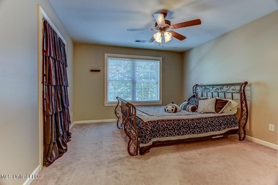 Live in Your Second Favorite Resort Vacation: Serene 5-Bedroom - photo 35