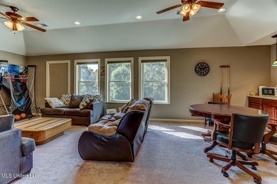 Live in Your Second Favorite Resort Vacation: Serene 5-Bedroom - photo 41