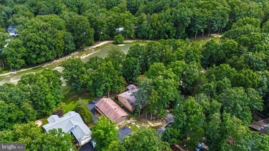 Welcome to this beautifully refreshed 3-bedroom, 2-bath rambler - photo 42
