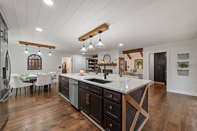 Modern Mountain Sanctuary: The Best of Both Worlds Welcome to - photo 17