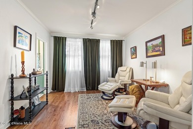 Timeless craftsmanship meets modern luxury at this exceptional - photo 21