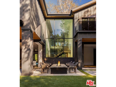 A striking contemporary estate in Encino's prestigious Encino - photo 22