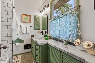 Timeless craftsmanship meets modern luxury at this exceptional - photo 24