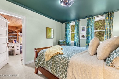 Timeless craftsmanship meets modern luxury at this exceptional - photo 30